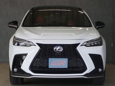 صورة 4 لـ 2023 Lexus NX