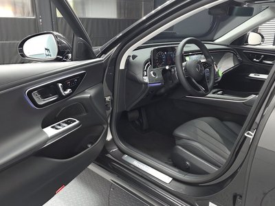 MERCEDES-BENZ E-CLASS - 10