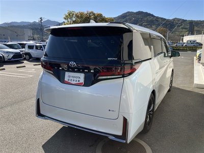 TOYOTA VELLFIRE - 6