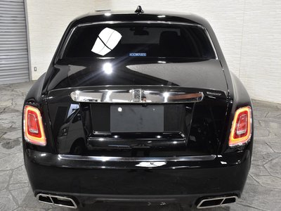 ROLLS-ROYCE PHANTOM - 6