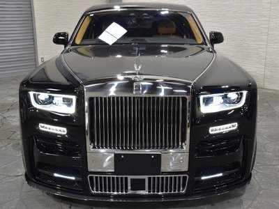 ROLLS-ROYCE PHANTOM - 5