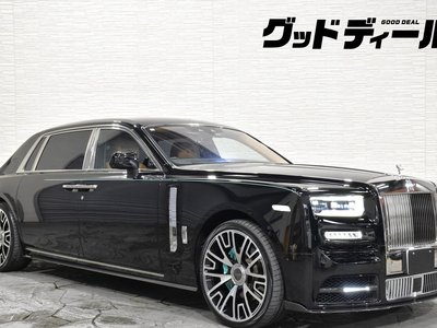 ROLLS-ROYCE PHANTOM - 1