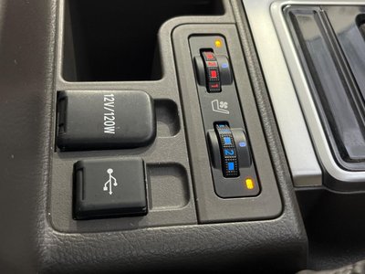 TOYOTA LAND CRUISER PRADO - 6