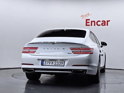 صورة 4 لـ 2022 Genesis G80
