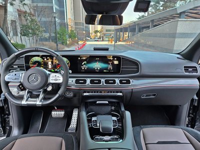 MERCEDES-BENZ GLE - 10