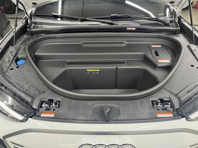 2025 AUDI Q6 E-TRON — фото 9