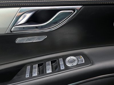 2020 Genesis GV80 thumbnail 14