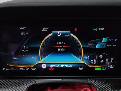 MERCEDES-BENZ GT AMG - 8