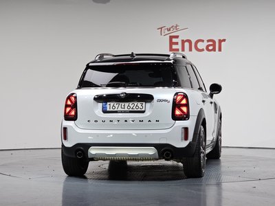 MINI COUNTRYMAN - 3
