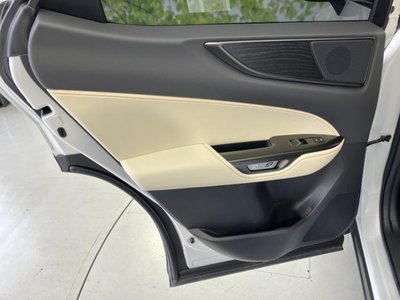 صورة مصغرة 20 لـ 2023 Lexus NX