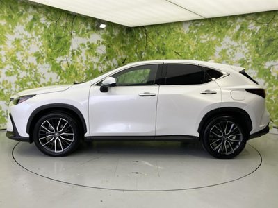 صورة 2 لـ 2023 Lexus NX