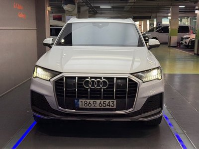 AUDI Q7 - 2