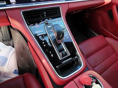 PORSCHE PANAMERA - 10