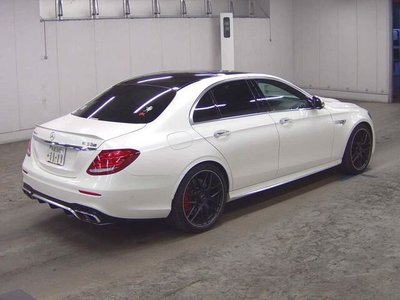 MERCEDES-BENZ E-CLASS - 5