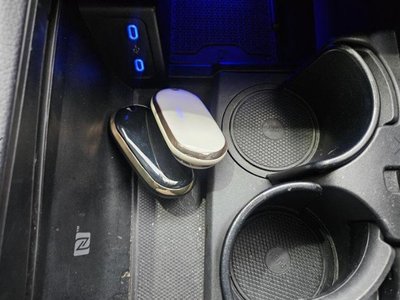 MERCEDES-BENZ EQS - 9