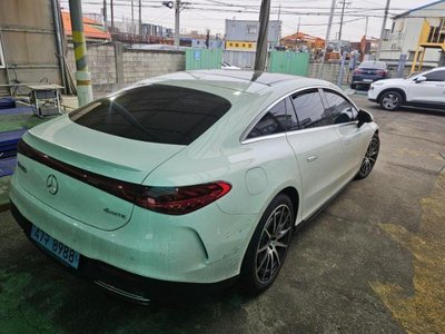 MERCEDES-BENZ EQS - 3