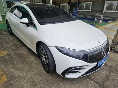 MERCEDES-BENZ EQS - 4