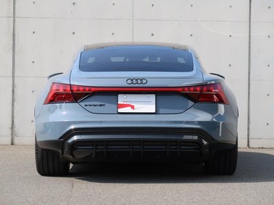 AUDI E-TRON GT QUATTRO - 7