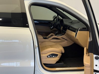 2019 Porsche CAYENNE 照片 10