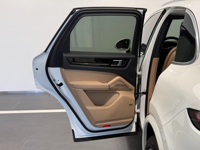 2019 Porsche CAYENNE 照片 9