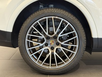 2019 Porsche CAYENNE 照片 4