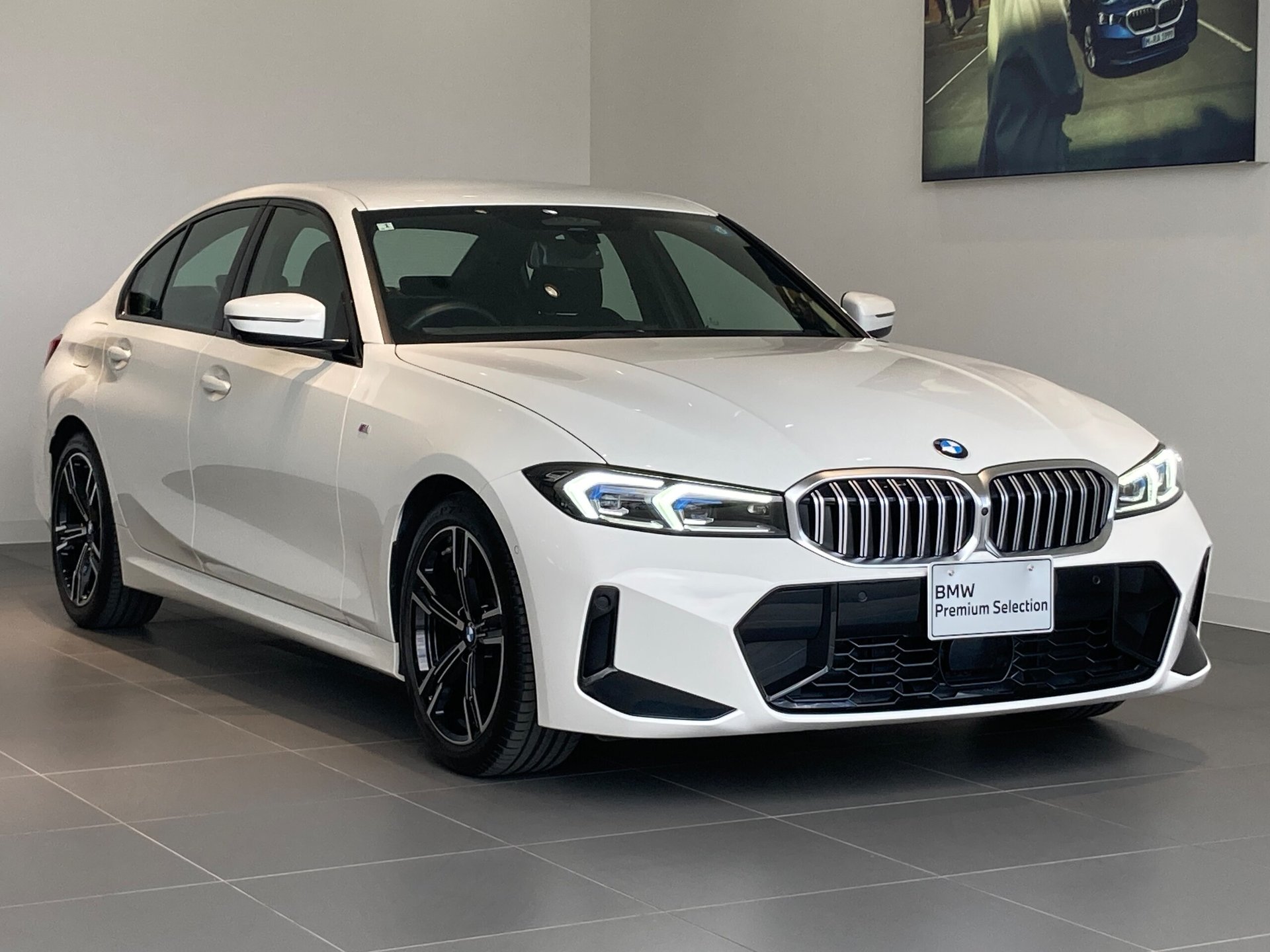 BMW 3 SERIES - View 1