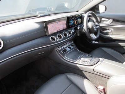 MERCEDES-BENZ E-CLASS - 4