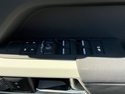 2022 LAND Rover DEFENDER thumbnail 34