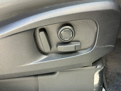 2022 LAND Rover DEFENDER thumbnail 35