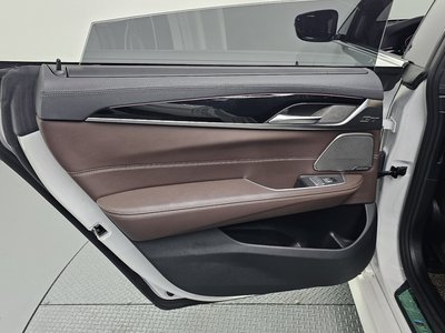 2024 BMW 6 SERIES GT — миниатюра 15