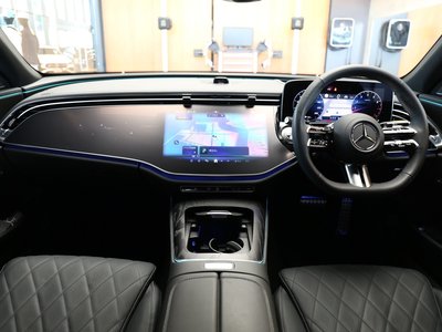 MERCEDES-BENZ E-CLASS - 10