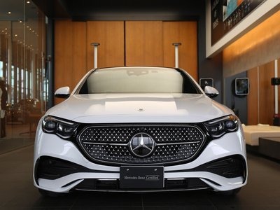 MERCEDES-BENZ E-CLASS - 4