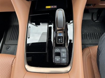صورة 6 لـ 2024 Toyota VELLFIRE