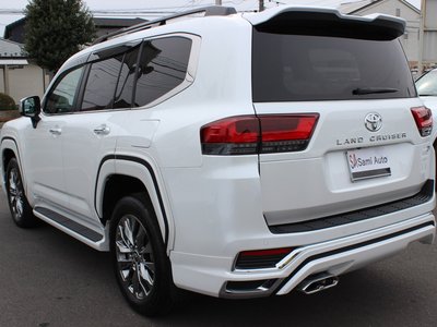 TOYOTA LAND CRUISER 300 - 6