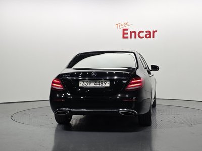 MERCEDES-BENZ E-CLASS - 4