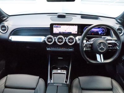 2025 Mercedes-BENZ EQB — фото 4
