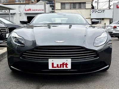 ASTON MARTIN DB11 - 3