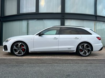 AUDI A4 AVANT - 9