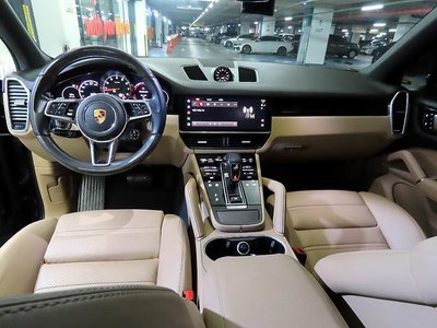 PORSCHE CAYENNE - 10