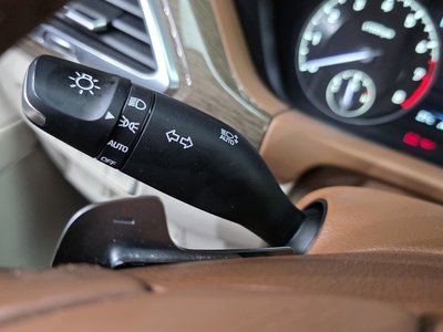 2019 Genesis G90 缩略图 30