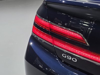 2019 Genesis G90 — фото 10