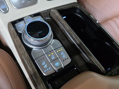 2019 Genesis G90 缩略图 27