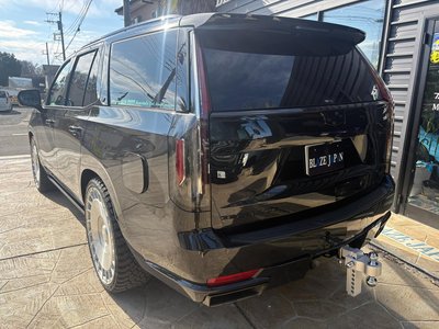 CADILLAC ESCALADE - 8