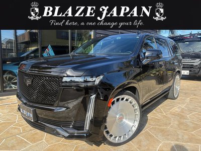 CADILLAC ESCALADE - 1