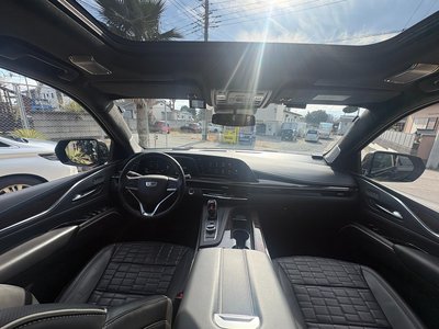 CADILLAC ESCALADE - 2