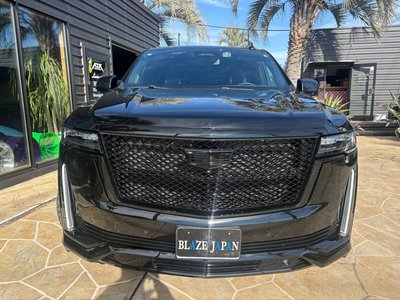 CADILLAC ESCALADE - 6