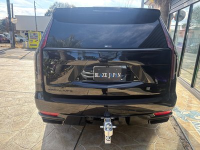 CADILLAC ESCALADE - 9