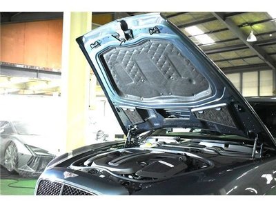 BENTLEY FLYING SPUR - 5