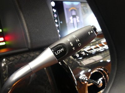 ROLLS-ROYCE CULLINAN - 8