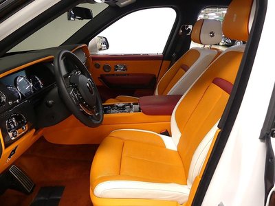 ROLLS-ROYCE CULLINAN - 9